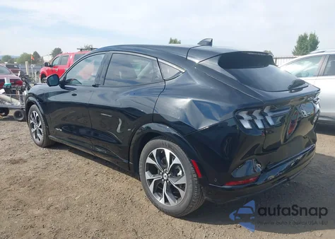 2021 Ford Mustang Mach-E Premium z USA, uszkodzony, nr VIN 3FMTK3SSXMMA28510
